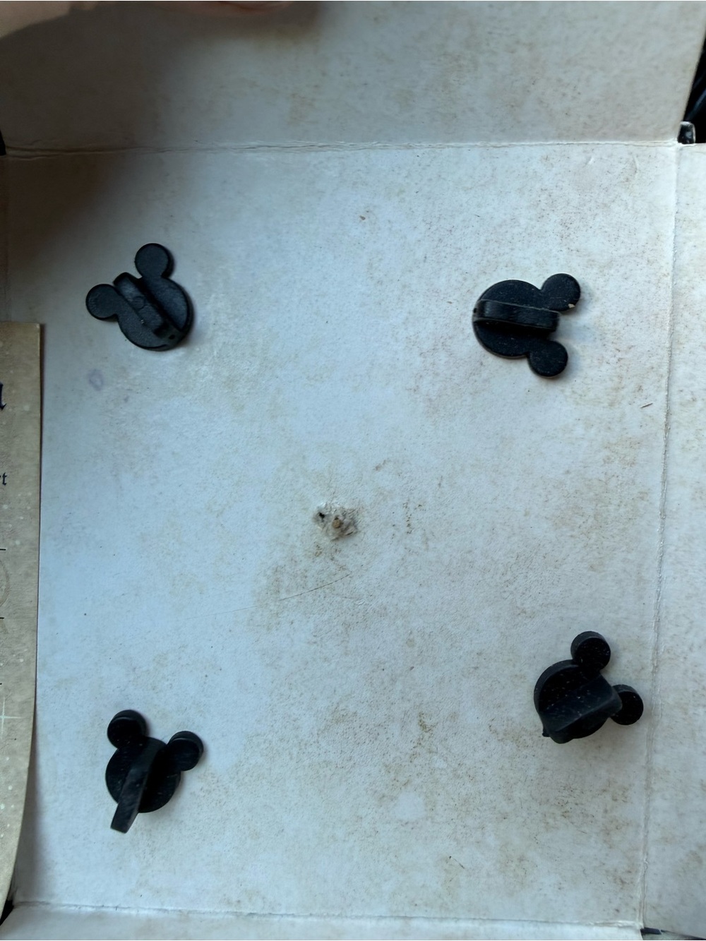 Disney Journey Through Time Mickey Blue and Yellow pin collection - Picture 8 of 9